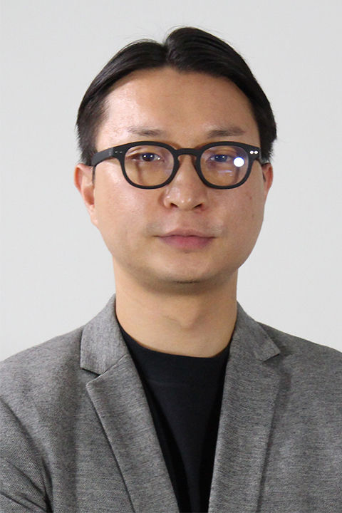 Min Cheong headshot