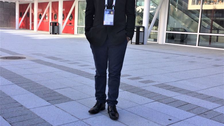 Samarth Patel outside the 2017 INFORMS Annual Meeting