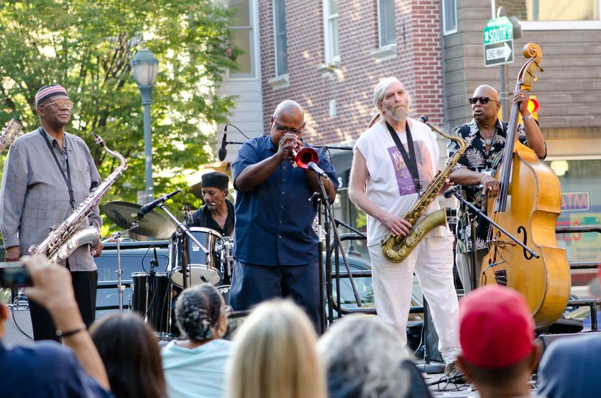 Warren Oree and The Arpeggio Jazz Ensemble performing on stage